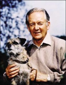 James Herriot and a dog with something more interesting to look at.